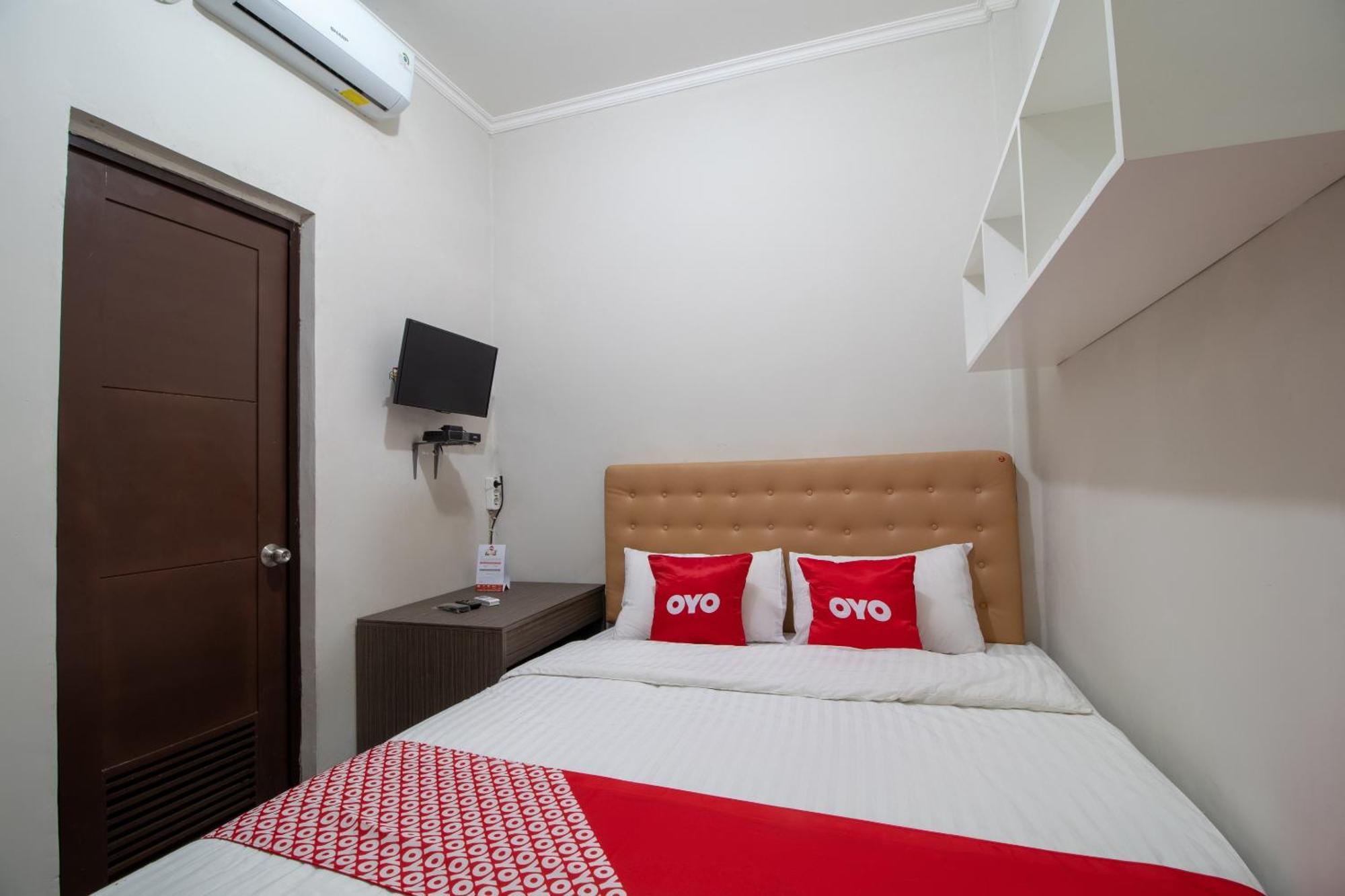 Oyo 3253 Sofia Residence Telukjambe ภายนอก รูปภาพ