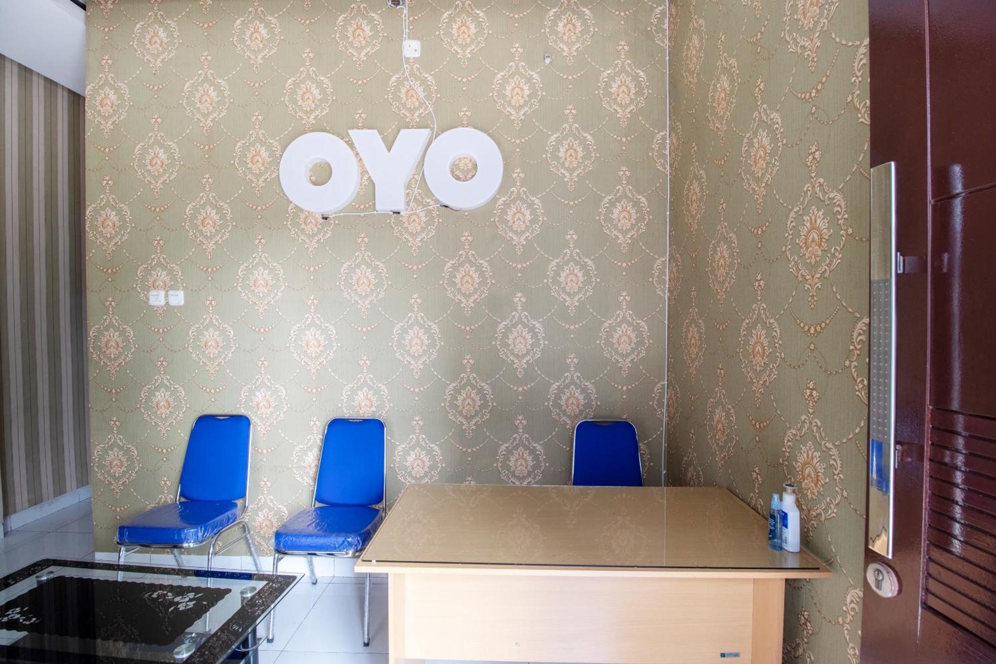 Oyo 3253 Sofia Residence Telukjambe ภายนอก รูปภาพ