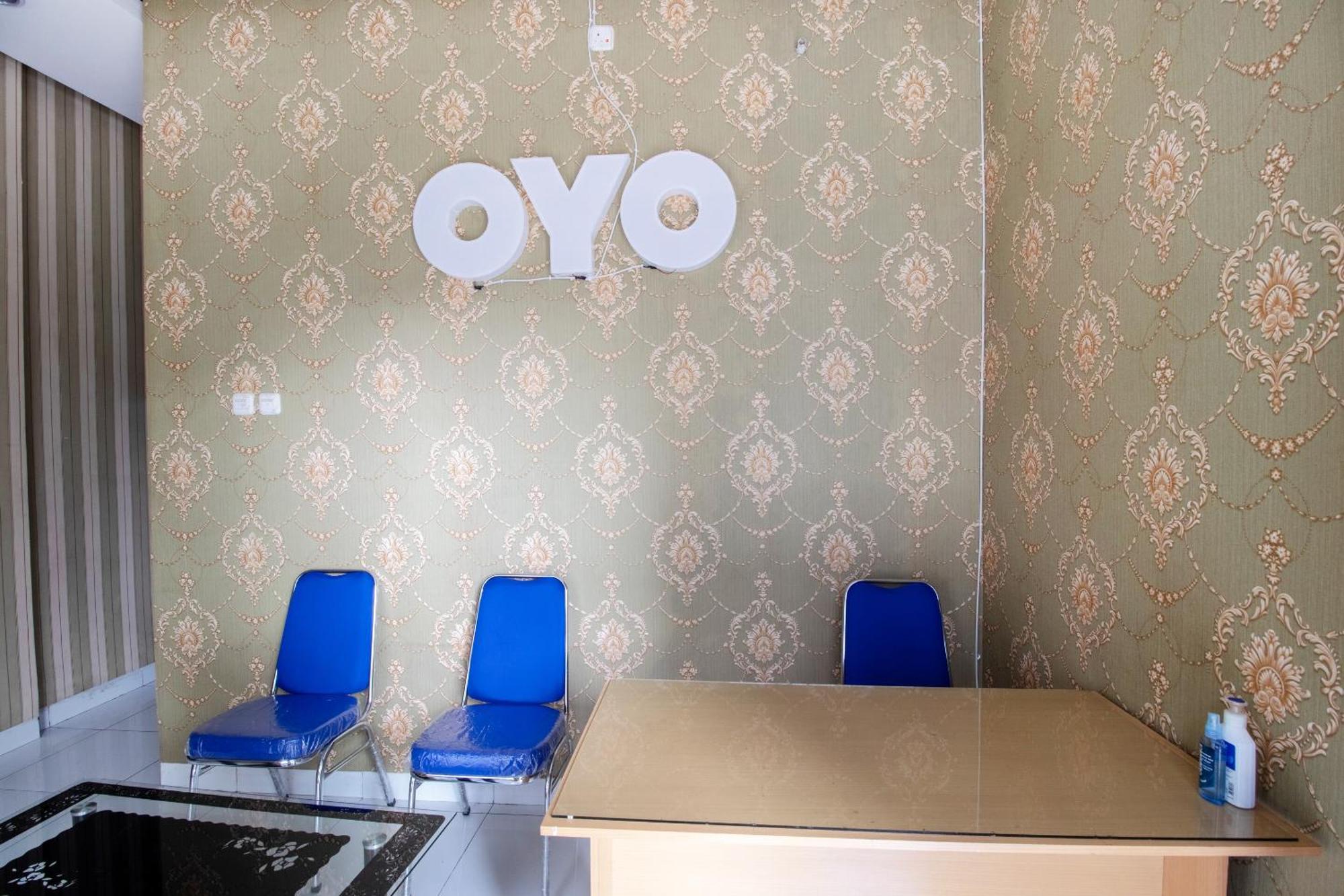 Oyo 3253 Sofia Residence Telukjambe ภายนอก รูปภาพ