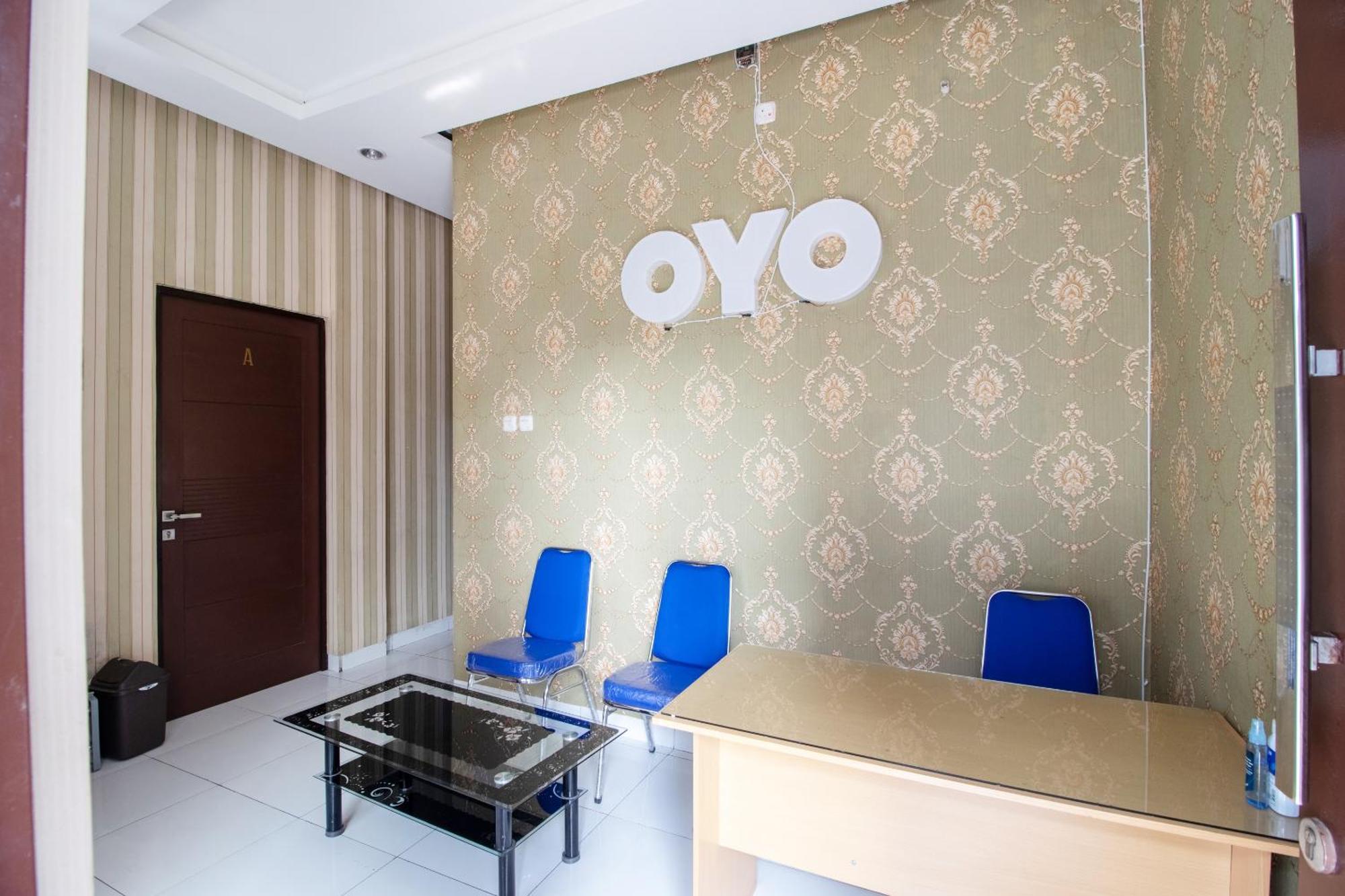 Oyo 3253 Sofia Residence Telukjambe ภายนอก รูปภาพ